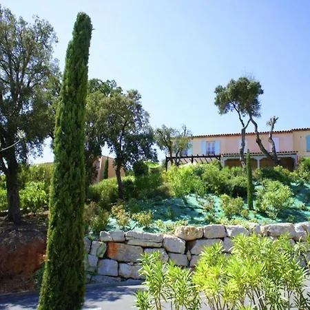 Luxurious In Les Issambres With Swimming Pool La Garonnette-Plage