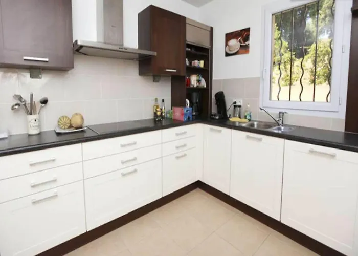 Family-friendly With Pool Nyaraló